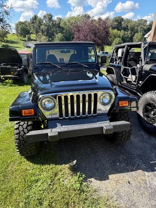 2002 Jeep TJ Wrangler - Image 2 of 4