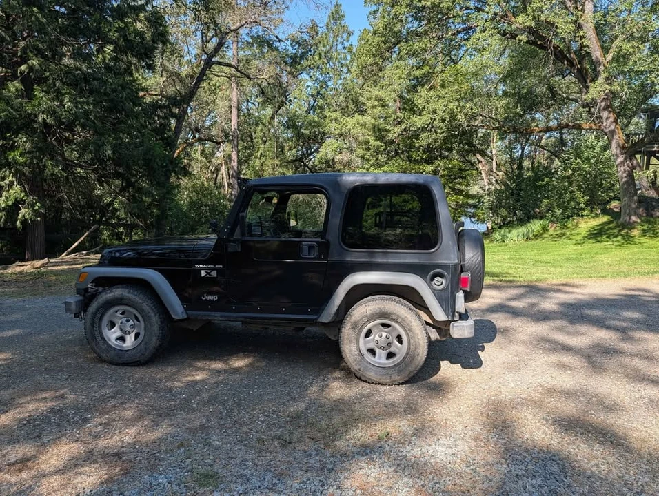 2002 Jeep TJ Wrangler - Image 5 of 16