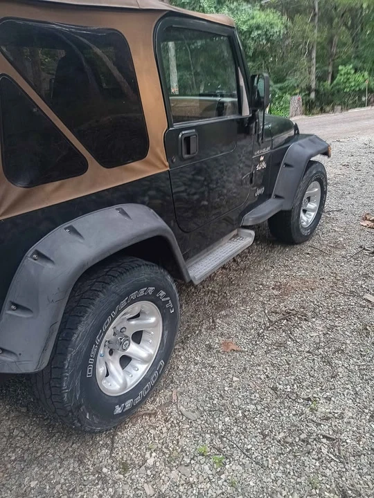 2002 Jeep TJ Wrangler - Image 2 of 9