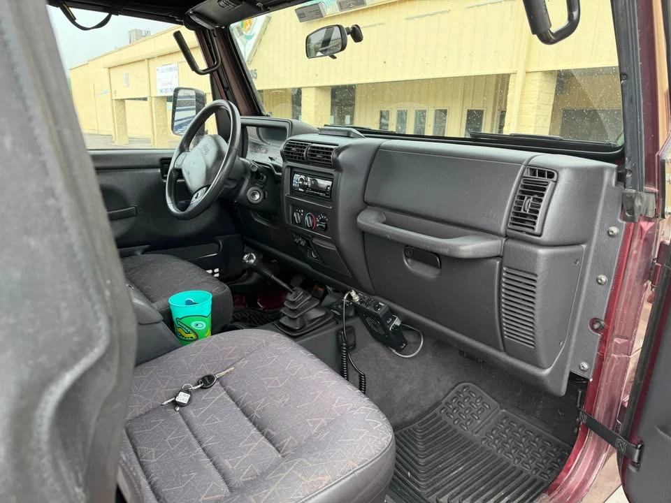 2002 Jeep TJ Wrangler - Image 5 of 15