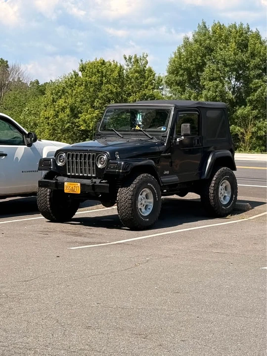 2002 Jeep TJ Wrangler - Image 5 of 6