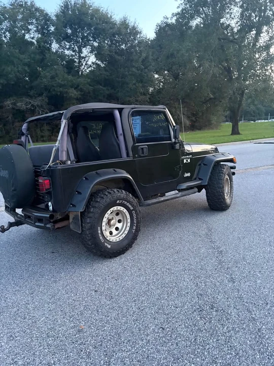 2002 Jeep TJ Wrangler - Image 3 of 11