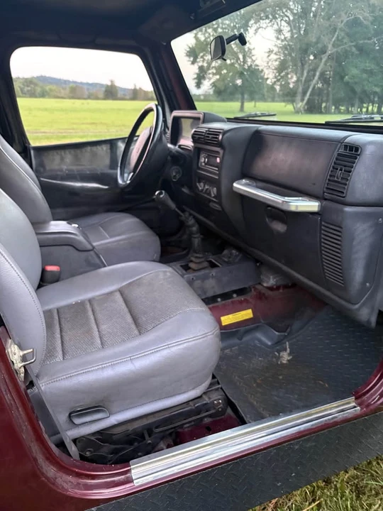 2002 Jeep TJ Wrangler - Image 4 of 11