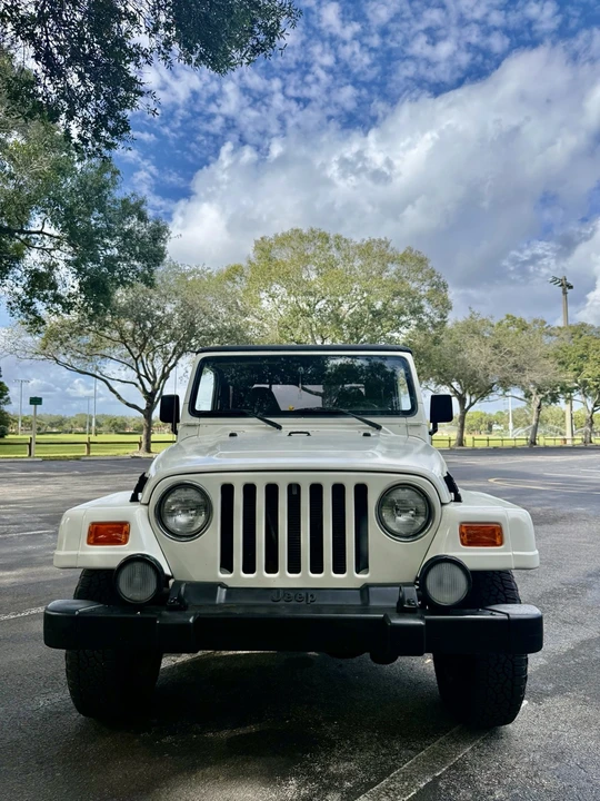 2002 Jeep TJ Wrangler - Image 2 of 18