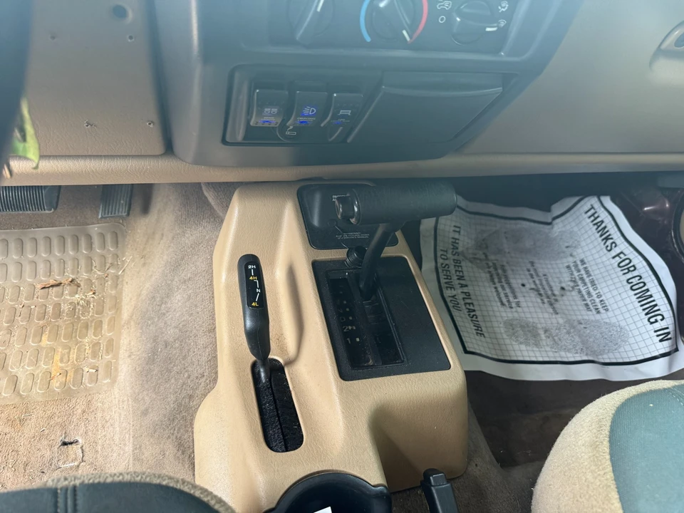 2002 Jeep TJ Wrangler - Image 8 of 11