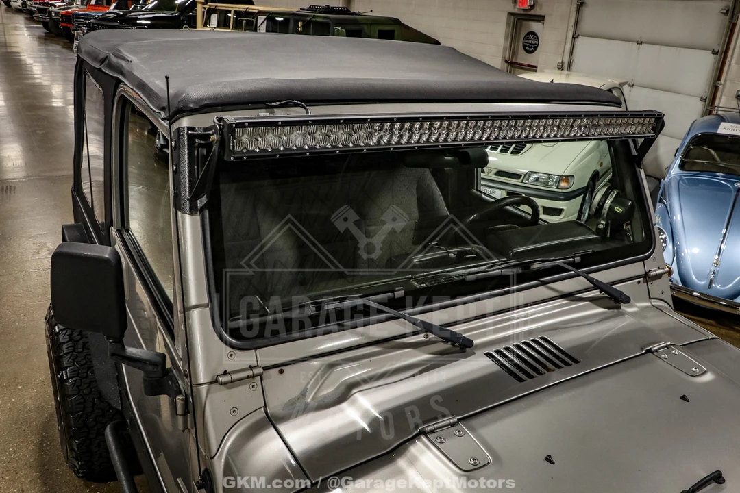 2002 Jeep TJ Wrangler - Image 17 of 31