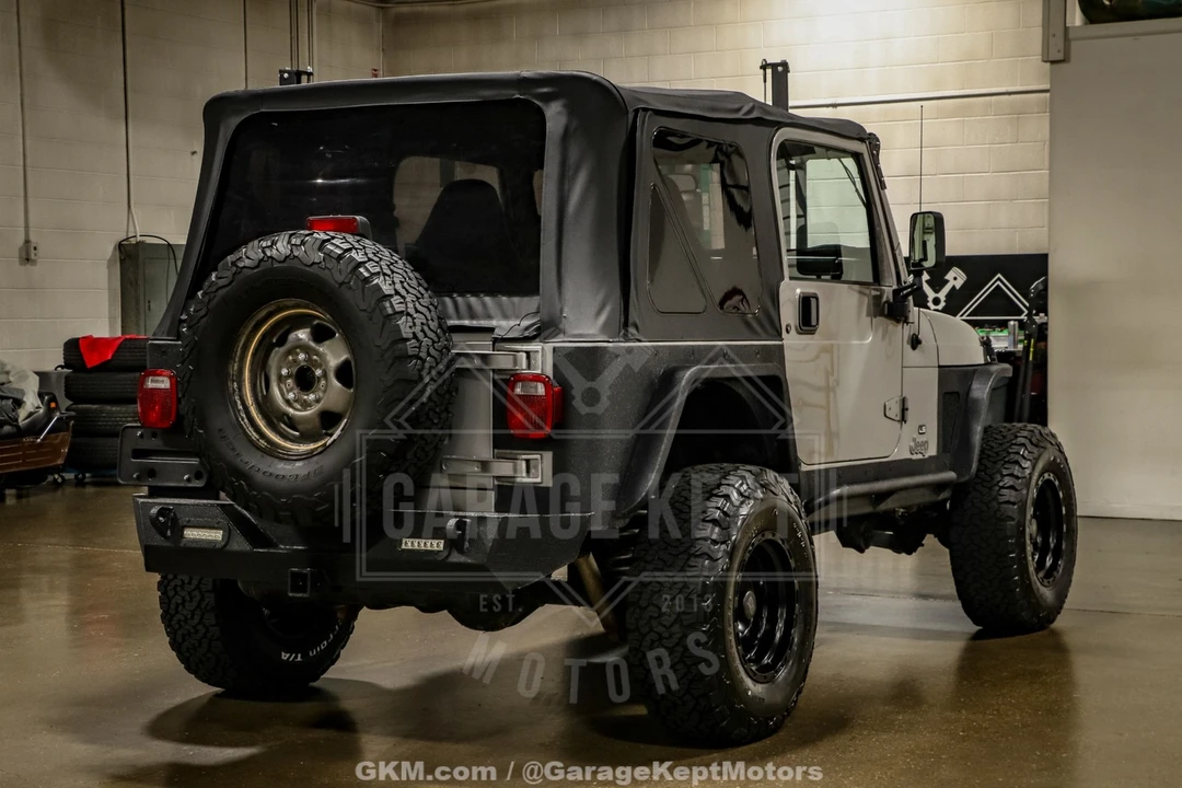 2002 Jeep TJ Wrangler - Image 9 of 31