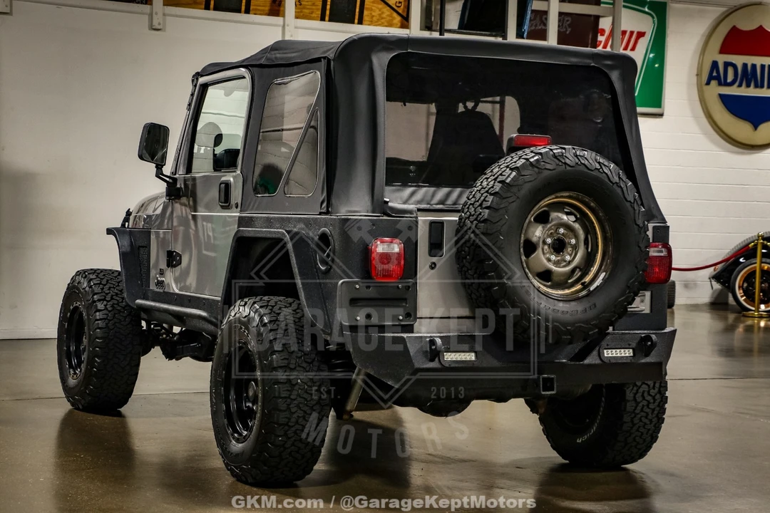 2002 Jeep TJ Wrangler - Image 8 of 31