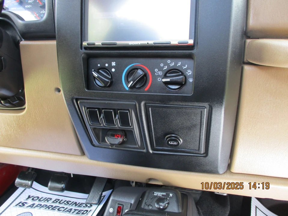 2002 Jeep TJ Wrangler - Image 19 of 21