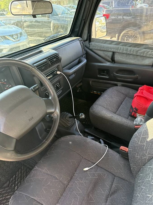 2002 Jeep TJ Wrangler - Image 6 of 12