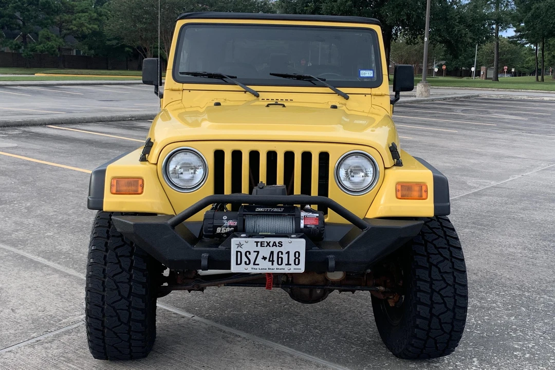 2002 Jeep TJ Wrangler - Image 2 of 5