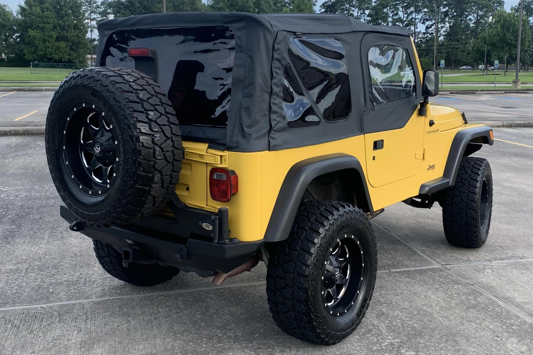 2002 Jeep TJ Wrangler - Image 4 of 5