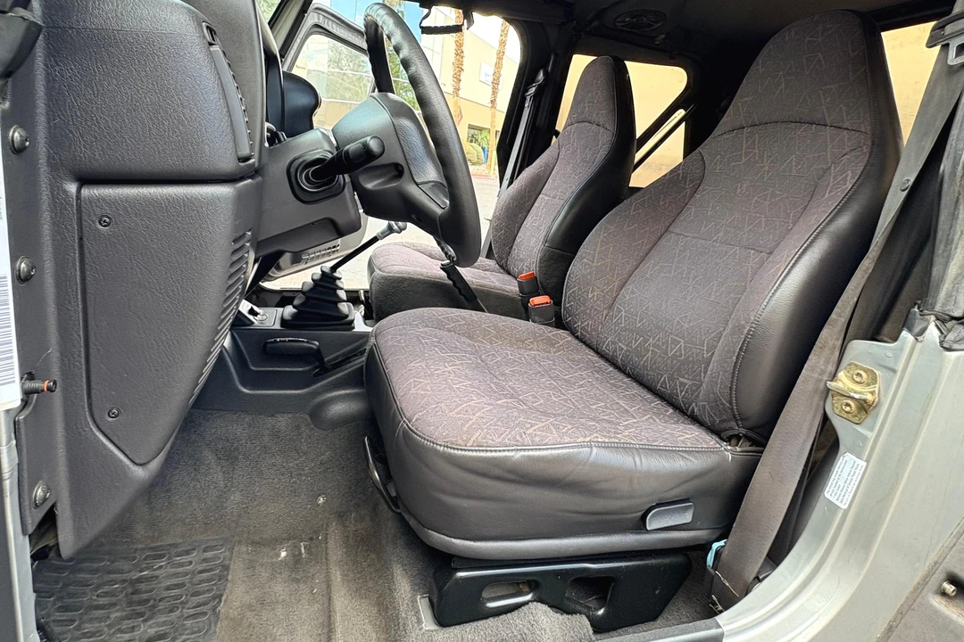 2002 Jeep TJ Wrangler - Image 27 of 31