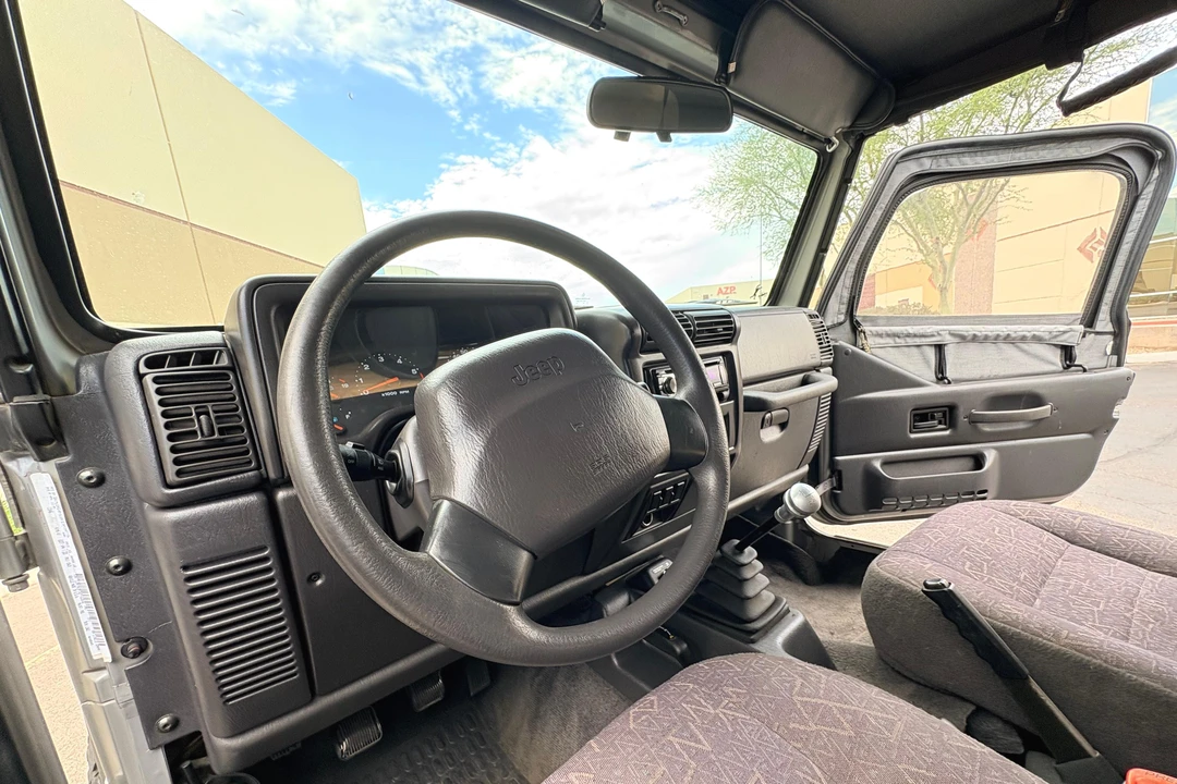 2002 Jeep TJ Wrangler - Image 26 of 31