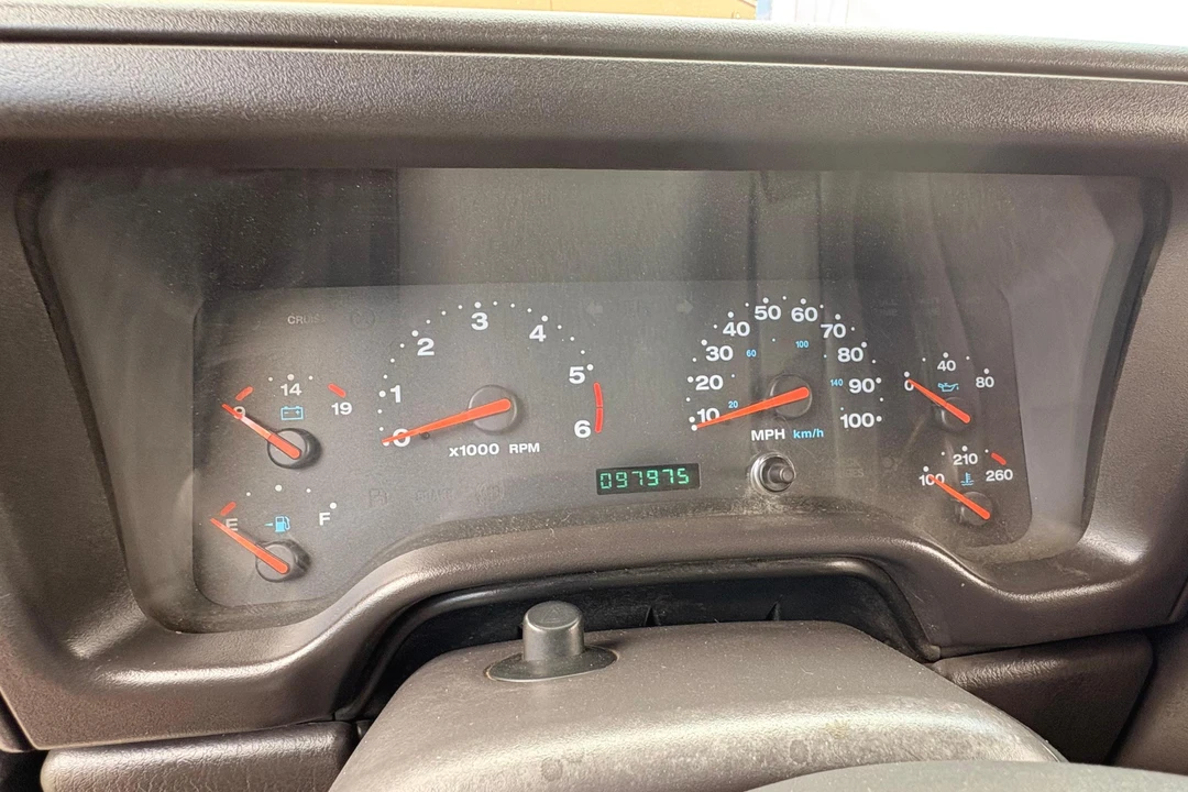 2002 Jeep TJ Wrangler - Image 29 of 31