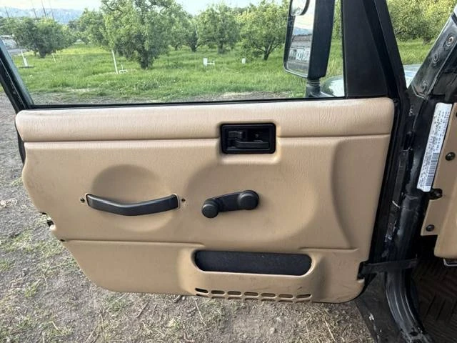 2002 Jeep TJ Wrangler - Image 7 of 8