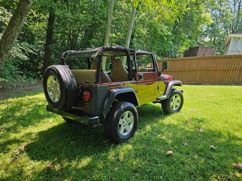 2002 Jeep TJ Wrangler - Image 2 of 15