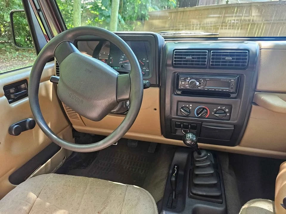 2002 Jeep TJ Wrangler - Image 11 of 15