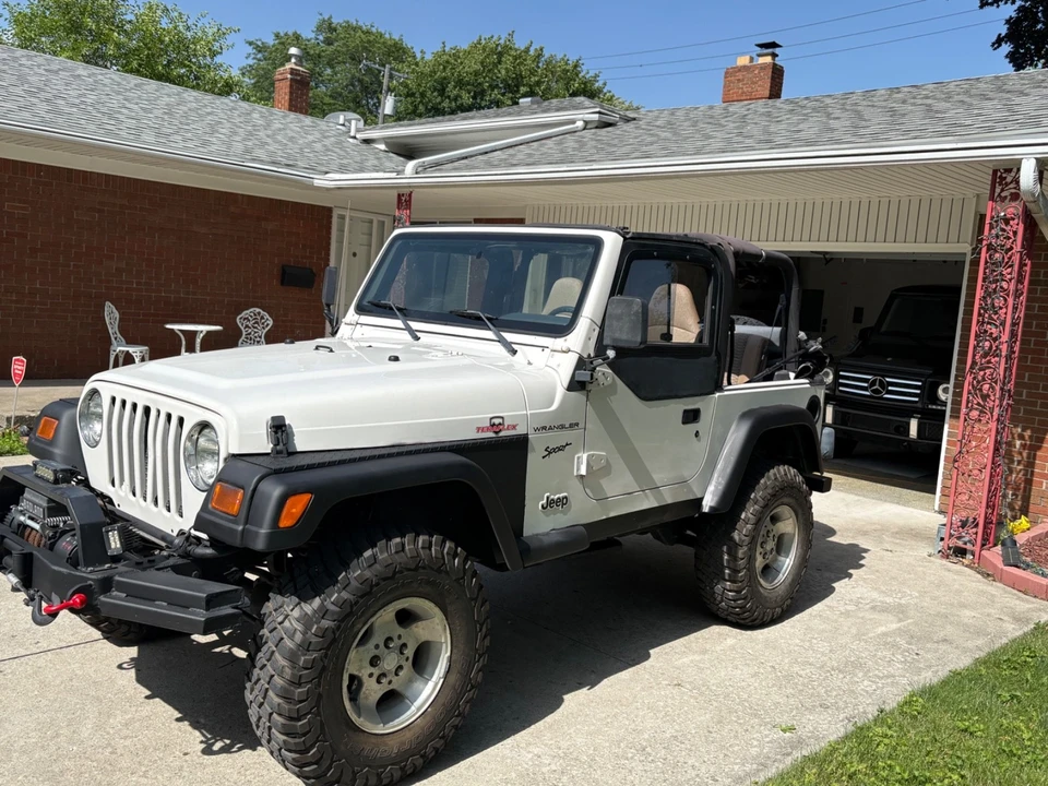 2002 Jeep TJ Wrangler - Image 2 of 14