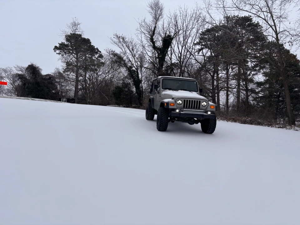2002 Jeep TJ Wrangler - Image 3 of 17