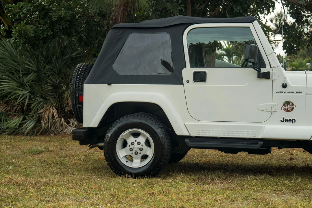 2002 Jeep TJ Wrangler - Image 28 of 31