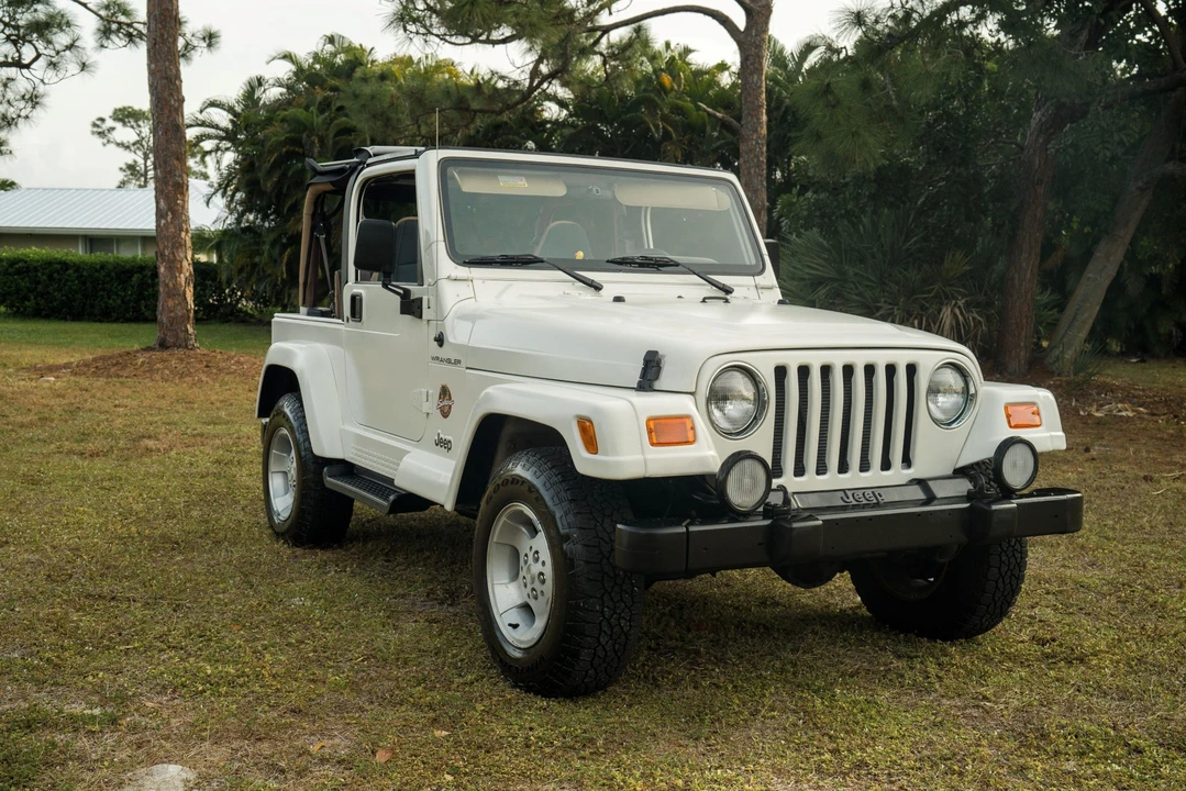 2002 Jeep TJ Wrangler - Image 16 of 31