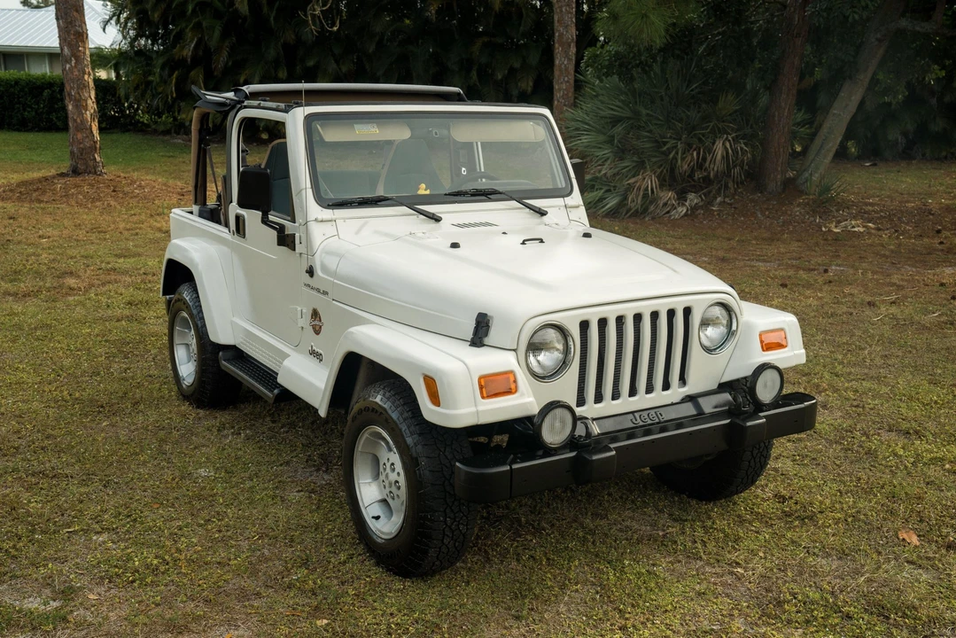 2002 Jeep TJ Wrangler - Image 17 of 31