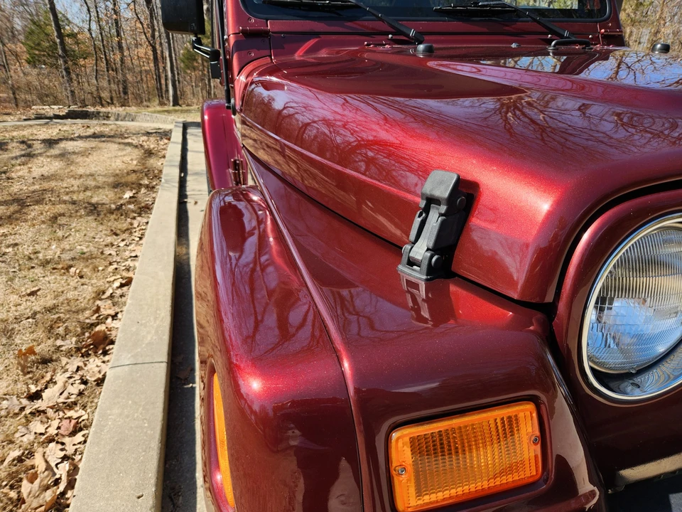2002 Jeep TJ Wrangler - Image 18 of 31