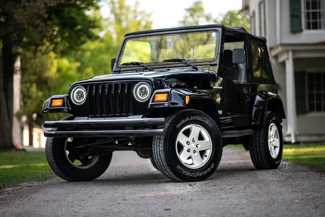 2002 Jeep TJ Wrangler - Image 11 of 31