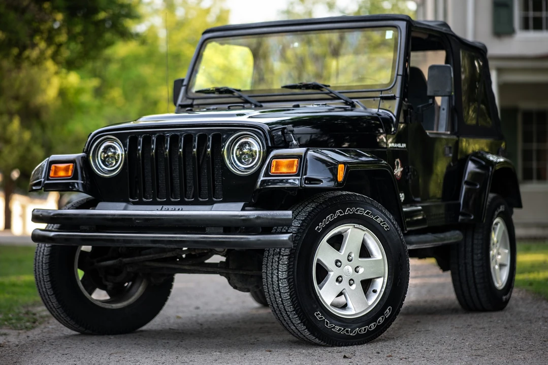 2002 Jeep TJ Wrangler - Image 14 of 31