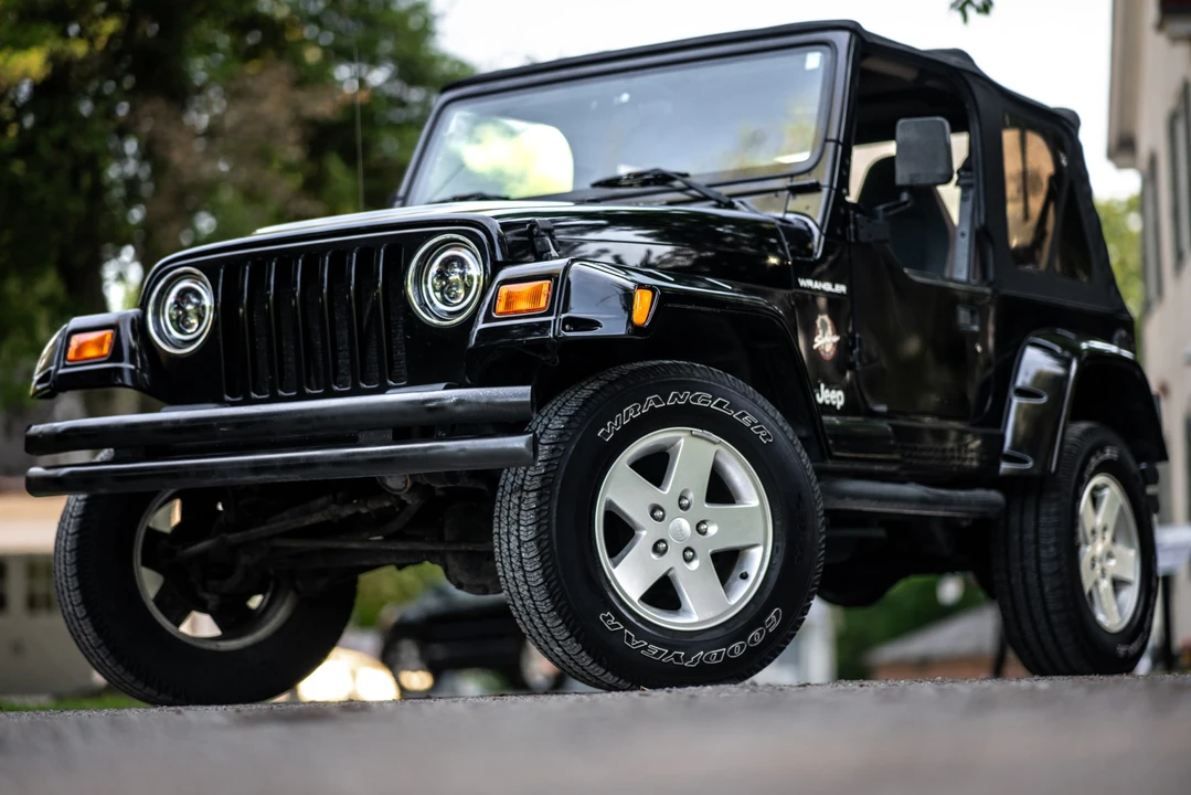 2002 Jeep TJ Wrangler - Image 23 of 31
