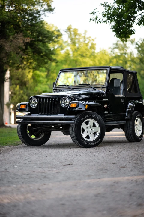2002 Jeep TJ Wrangler - Image 17 of 31