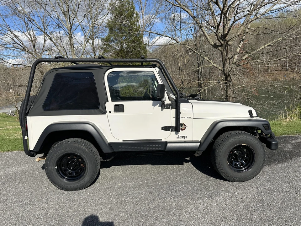 2002 Jeep TJ Wrangler - Image 9 of 31