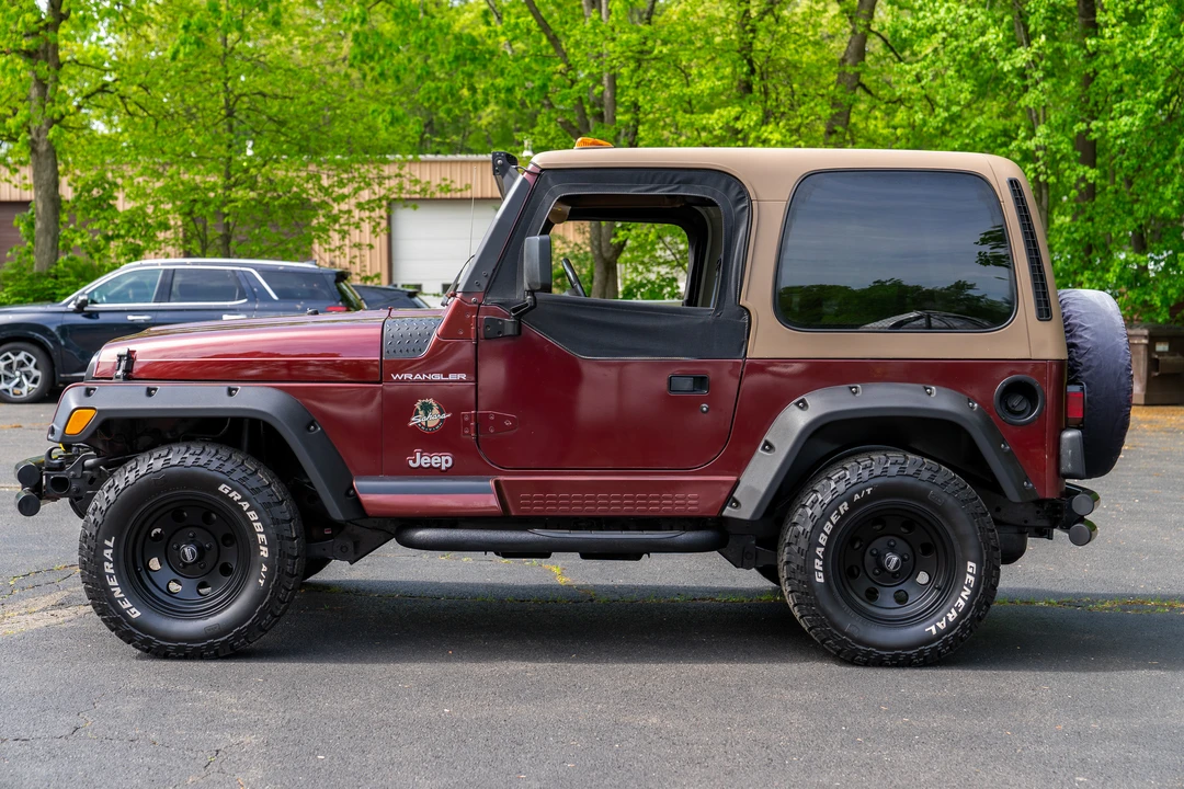 2002 Jeep TJ Wrangler - Image 10 of 31