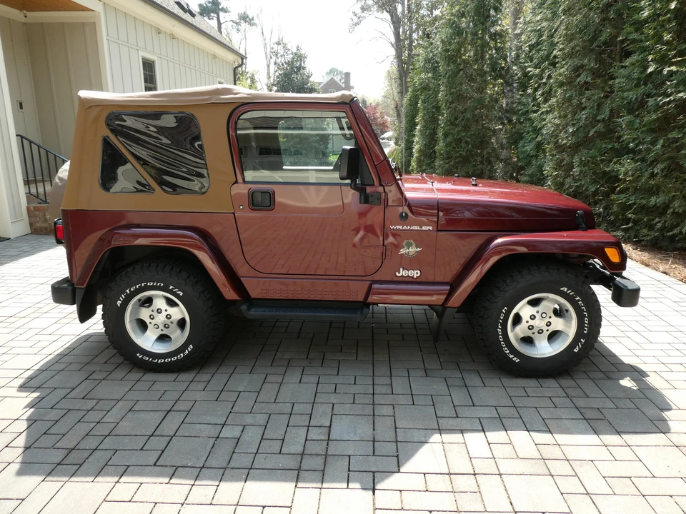 2002 Jeep TJ Wrangler - Image 17 of 31