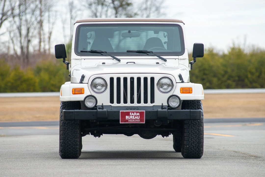 2002 Jeep TJ Wrangler - Image 2 of 31