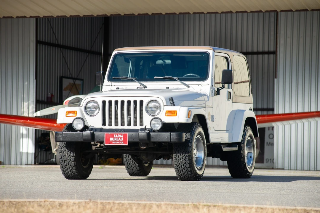 2002 Jeep TJ Wrangler - Image 10 of 31