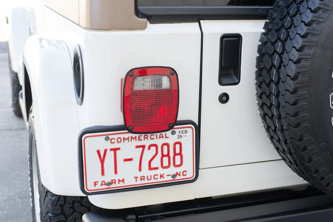 2002 Jeep TJ Wrangler - Image 15 of 31