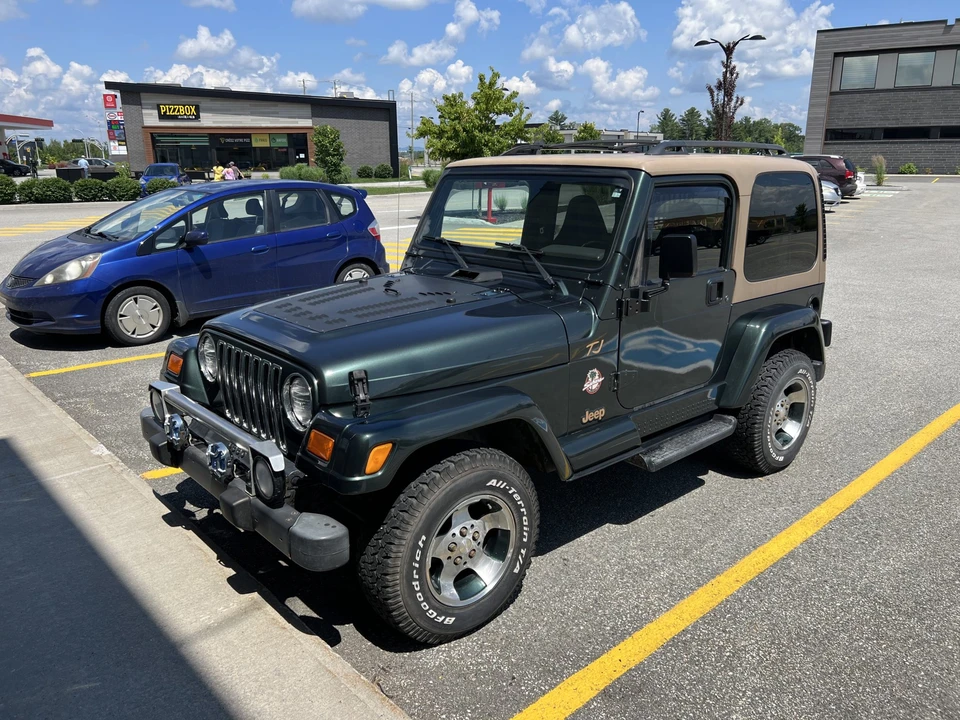2002 Jeep TJ Wrangler - Image 2 of 31