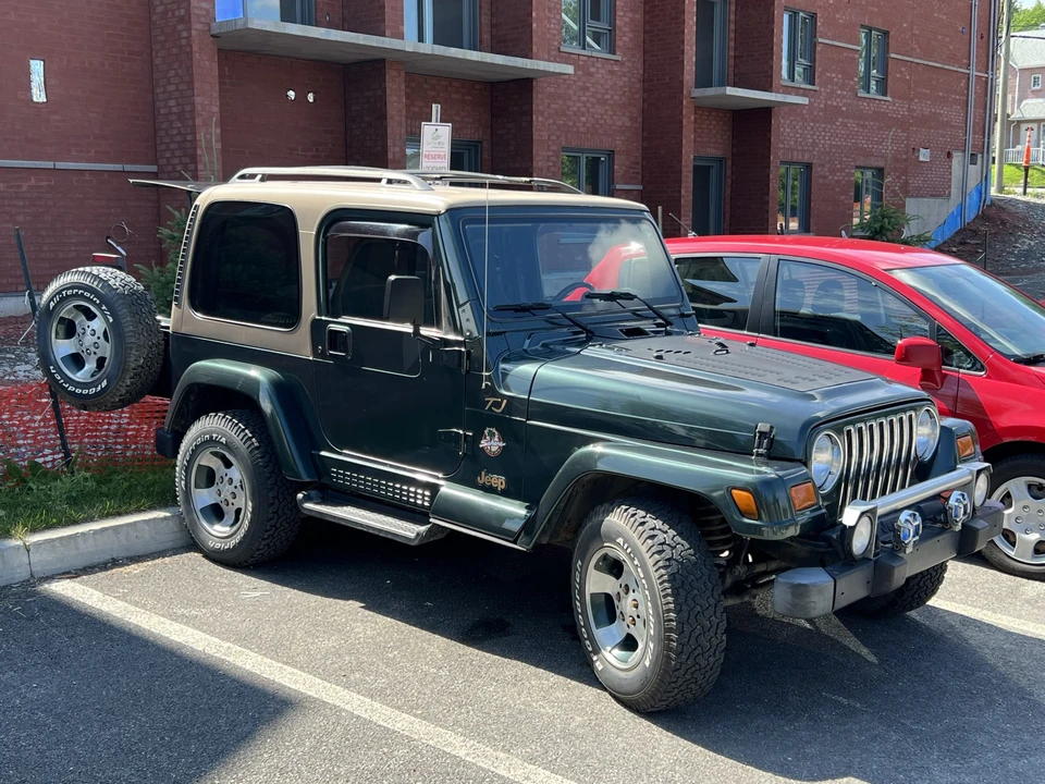 2002 Jeep TJ Wrangler - Image 10 of 31