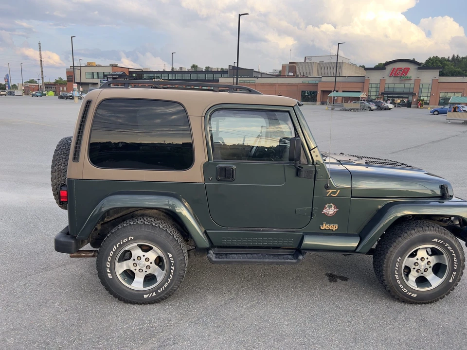 2002 Jeep TJ Wrangler - Image 13 of 31