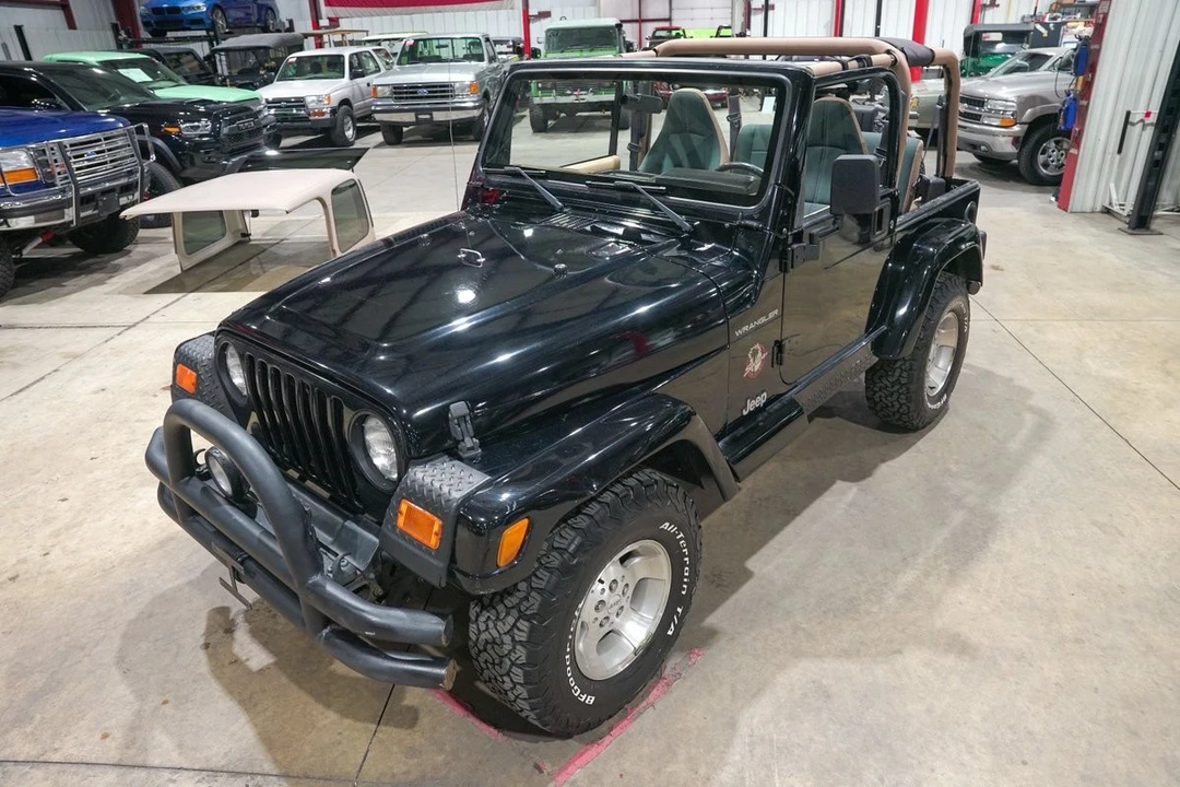 2002 Jeep TJ Wrangler - Image 15 of 31