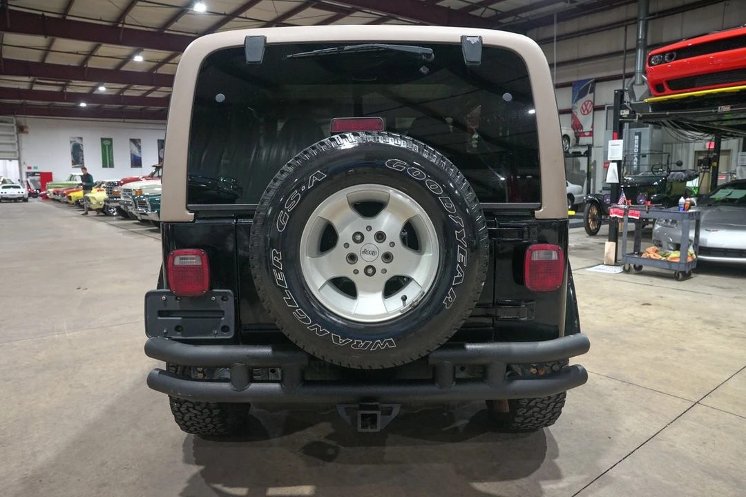 2002 Jeep TJ Wrangler - Image 25 of 31