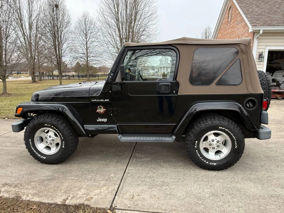 2002 Jeep TJ Wrangler - Image 2 of 9