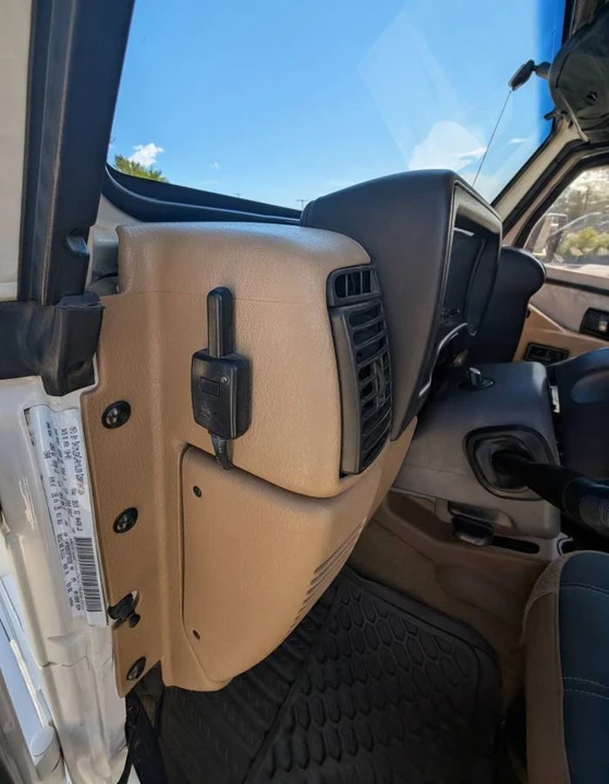 2002 Jeep TJ Wrangler - Image 22 of 24