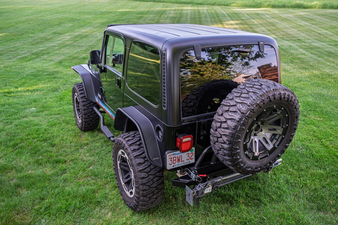 2002 Jeep TJ Wrangler - Image 16 of 31