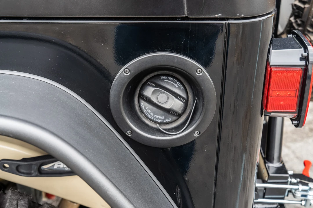 2002 Jeep TJ Wrangler - Image 24 of 31