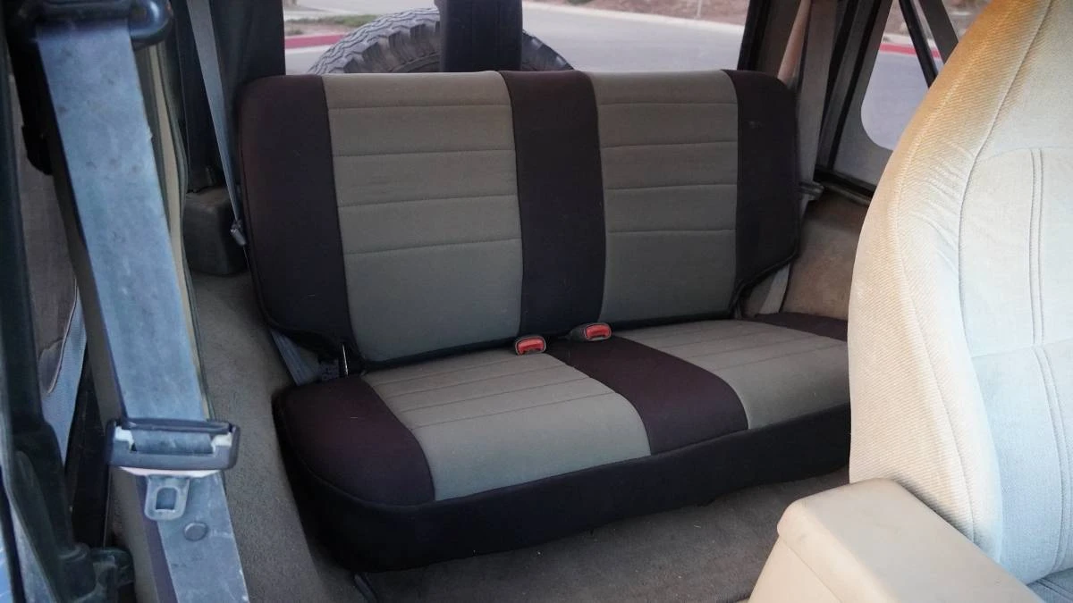 2002 Jeep TJ Wrangler - Image 11 of 20