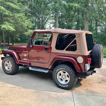 2002 Jeep Wrangler Sahara Sport Utility 2D