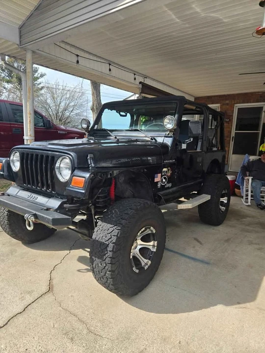 2002 Jeep TJ Wrangler - Image 18 of 19